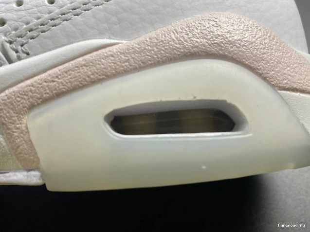 Air Hoops DH9696-100 6 Jordan Retro Gold (W) 0703